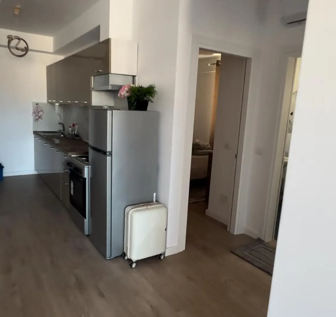 First-One Apartment Riesen Terrasse Mit Meerblick 6 Personen 2U1 Zimmer Sarandë Albanië